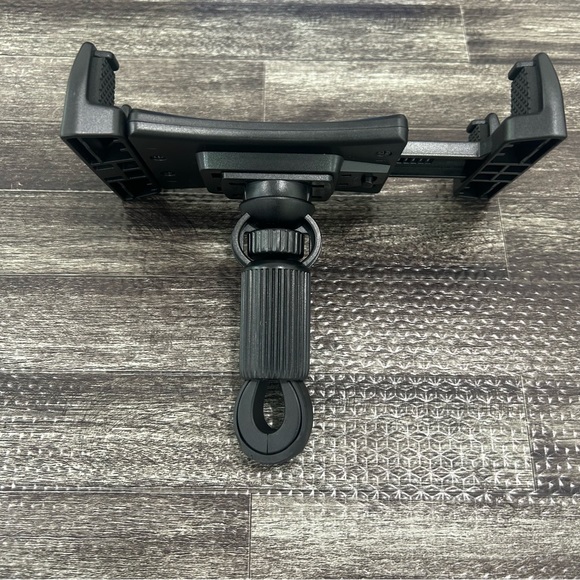 Cell Phone / Tablet Holder for Bicycles / Exercise Bikes / Motorcycle / ATV Etc - Picture 5 of 9